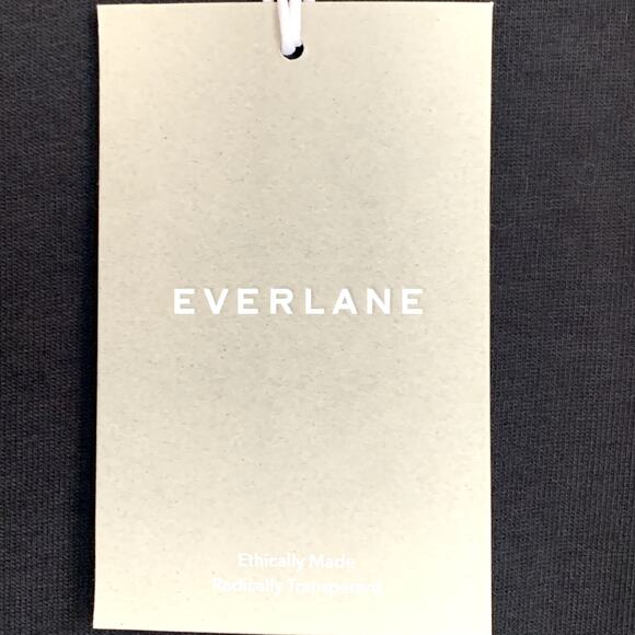 NWT Everlane Uniform The Premium-Weight Long-Sleeve Crew Tee in Black - Picture 9 of 11